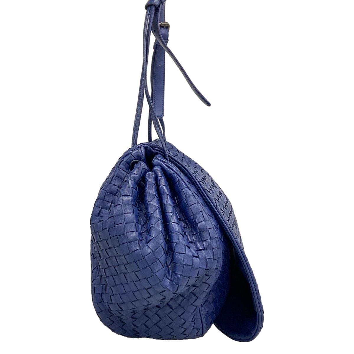 Bottega Veneta Shoulder Bag Intrecciato Navy Leather — view 2