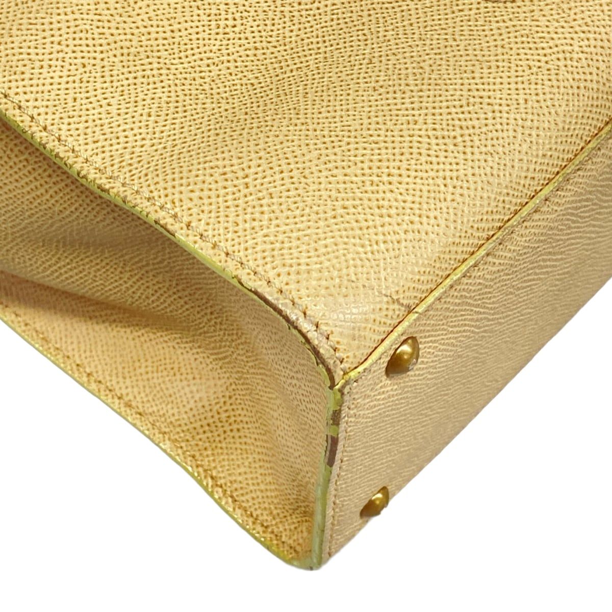 Chanel Tote Bag Beige Gold Logo — view 6