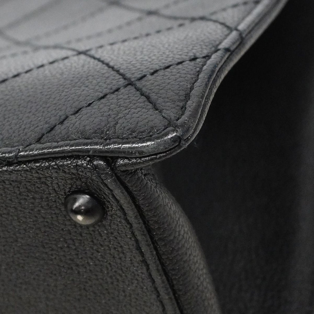 Chanel Chain Tote Bag Quilted Caviar Leather Black — view 7