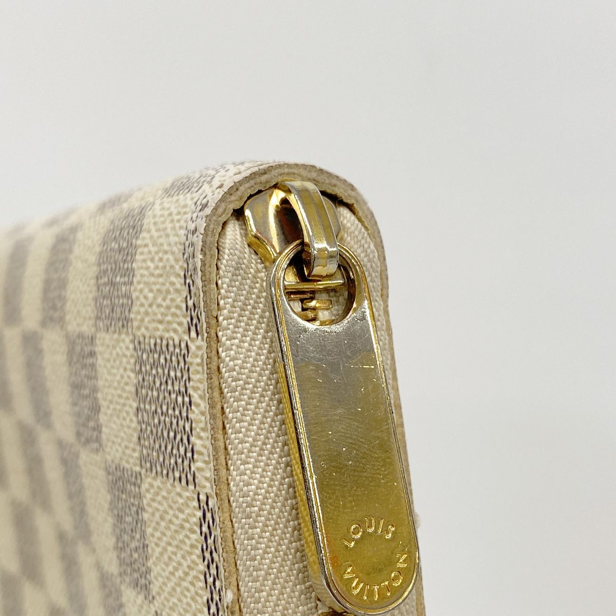 Louis Vuitton Wallet Damier Azur Zippy White — view 8