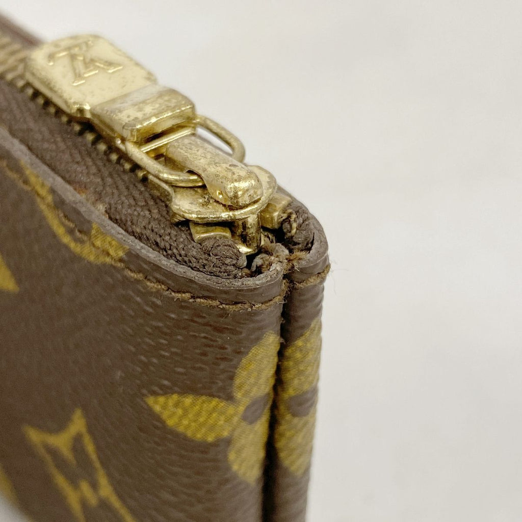 Louis Vuitton Coin Purse Monogram Pochette Cles Brown — view 6