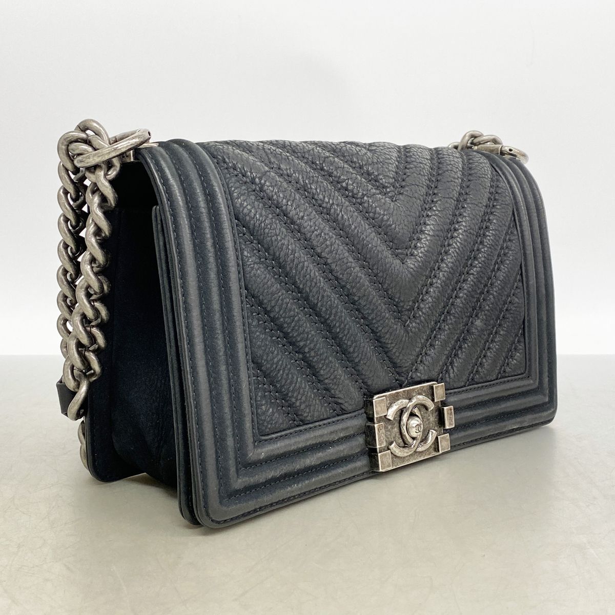 Chanel Shoulder Bag Boy Leather Black Silver — view 2
