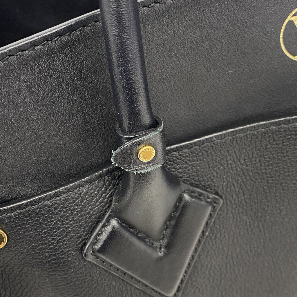Louis Vuitton Tote Bag Monogram Tuffetage on My Side MM Noir — view 6