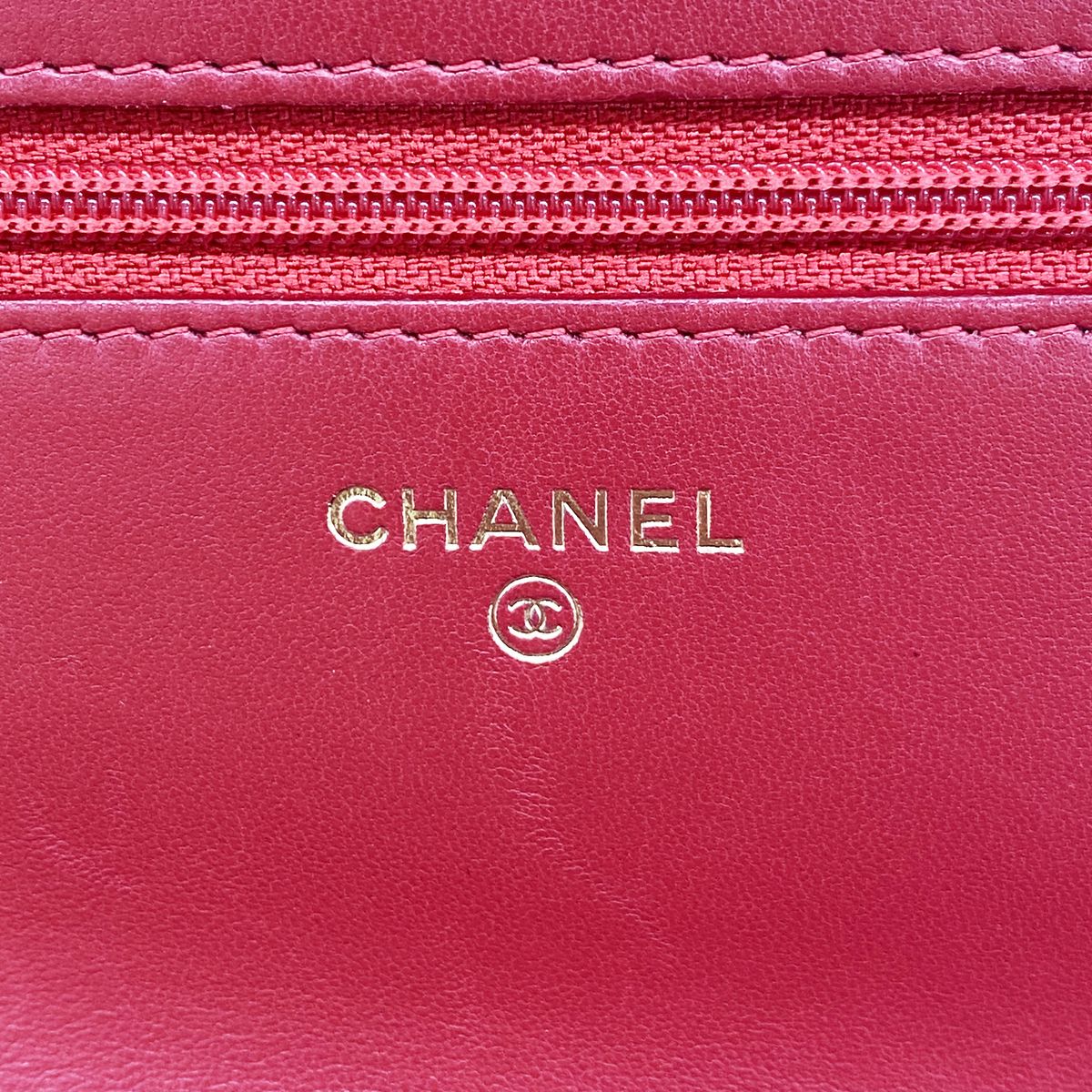Chanel Wallet on Chain Quilted Leather Red Gold Shoulder Bag — view 5