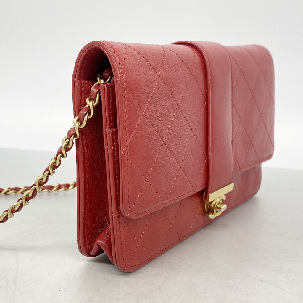 Chanel Wallet on Chain Quilted Leather Red Gold Shoulder Bag — view 2
