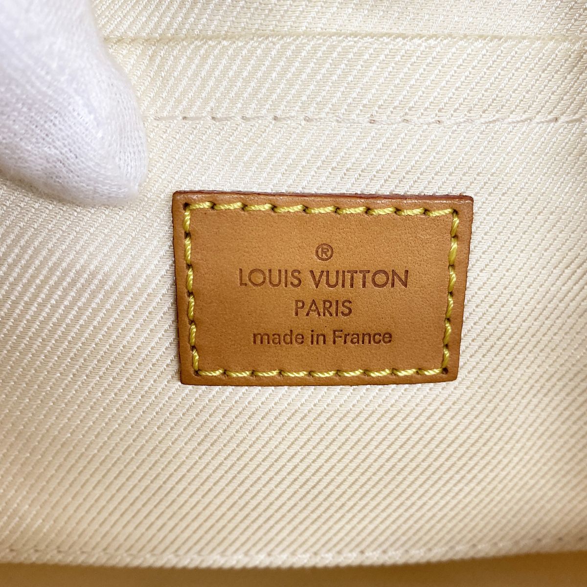 Louis Vuitton Shoulder Bag Cruise Line Burle PM Beige — view 5
