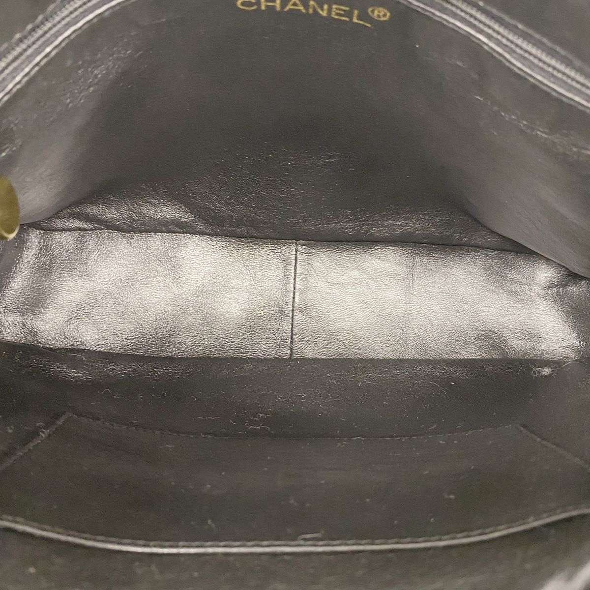Chanel Shoulder Bag Quilted Lambskin Black Gold — view 4