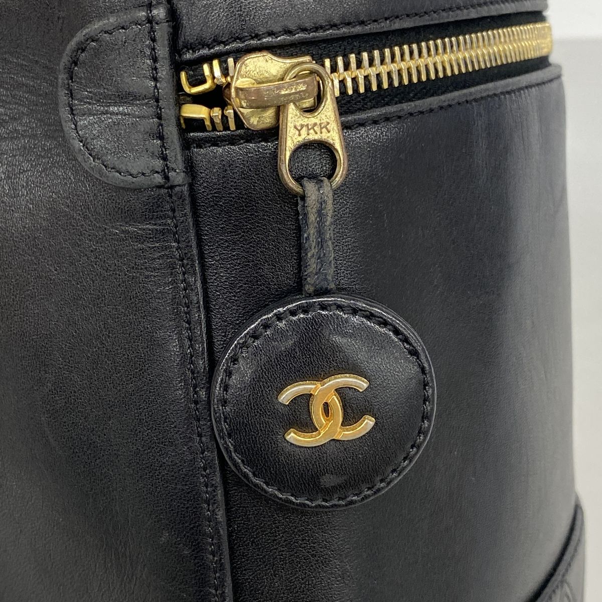 Chanel Vanity Bag Bicolor Lambskin Black Gold — view 8