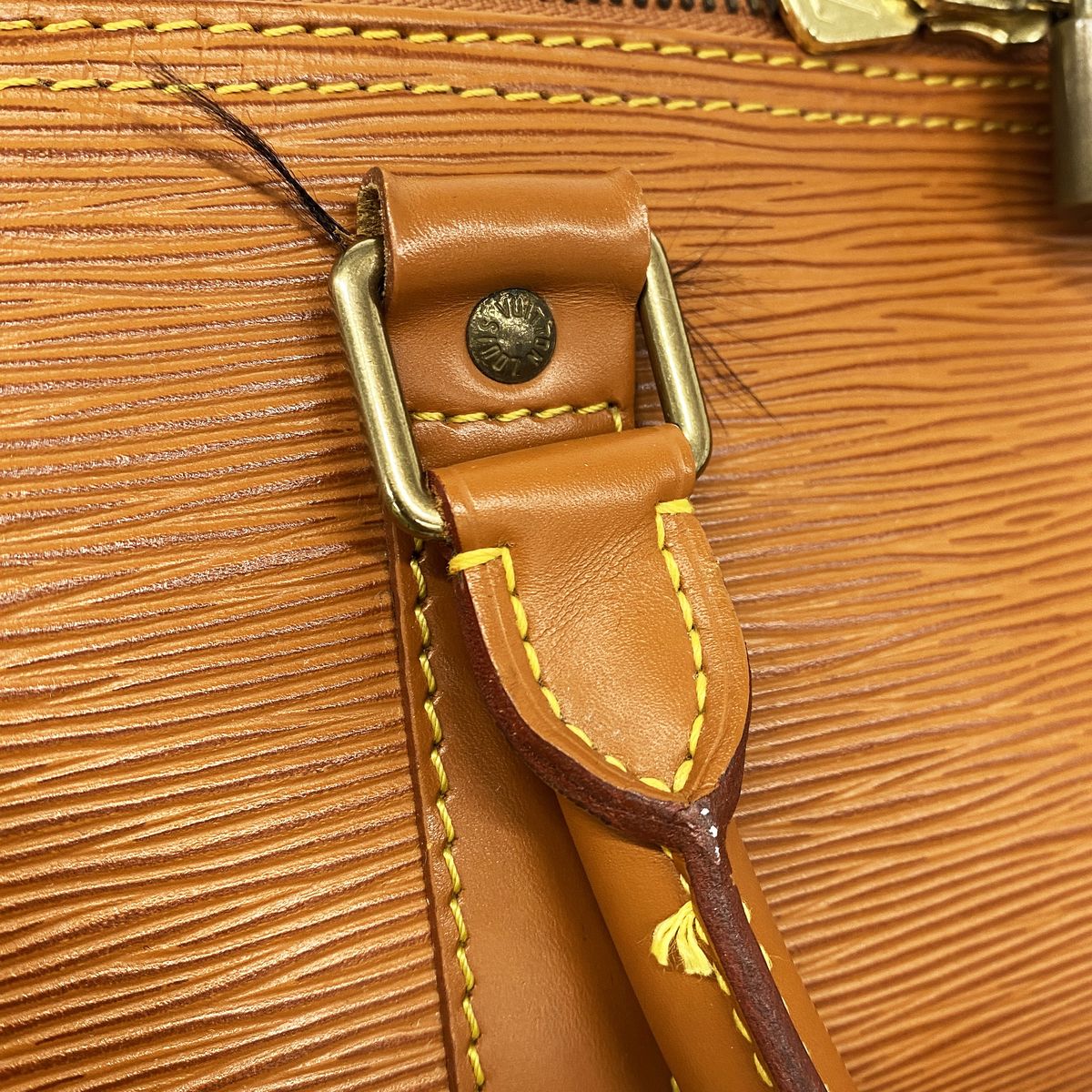 Louis Vuitton Boston Bag Epi Keepall 55 Cipango Gold — view 7