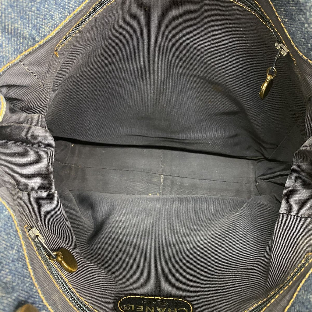 Chanel Tote Bag Denim Blue Gold — view 4