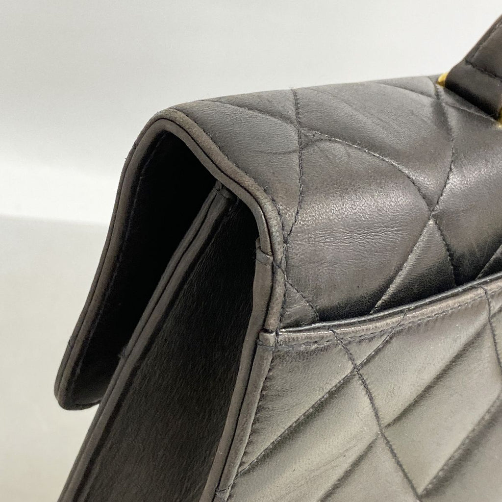 Chanel Business Bag Quilted Lambskin Black Gold — view 7