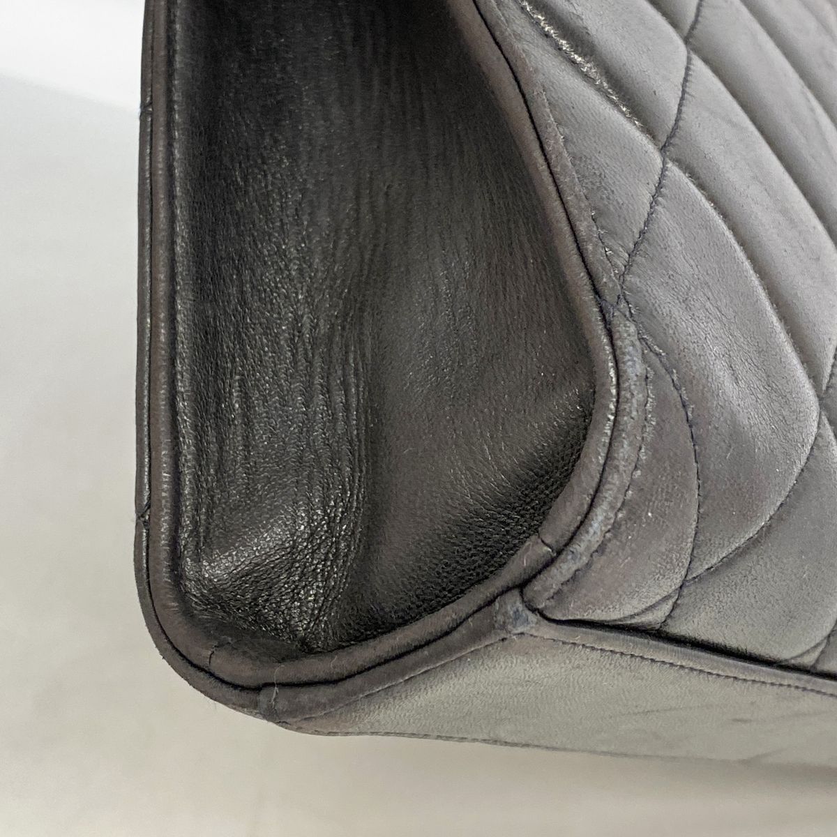 Chanel Business Bag Quilted Lambskin Black Gold — view 6