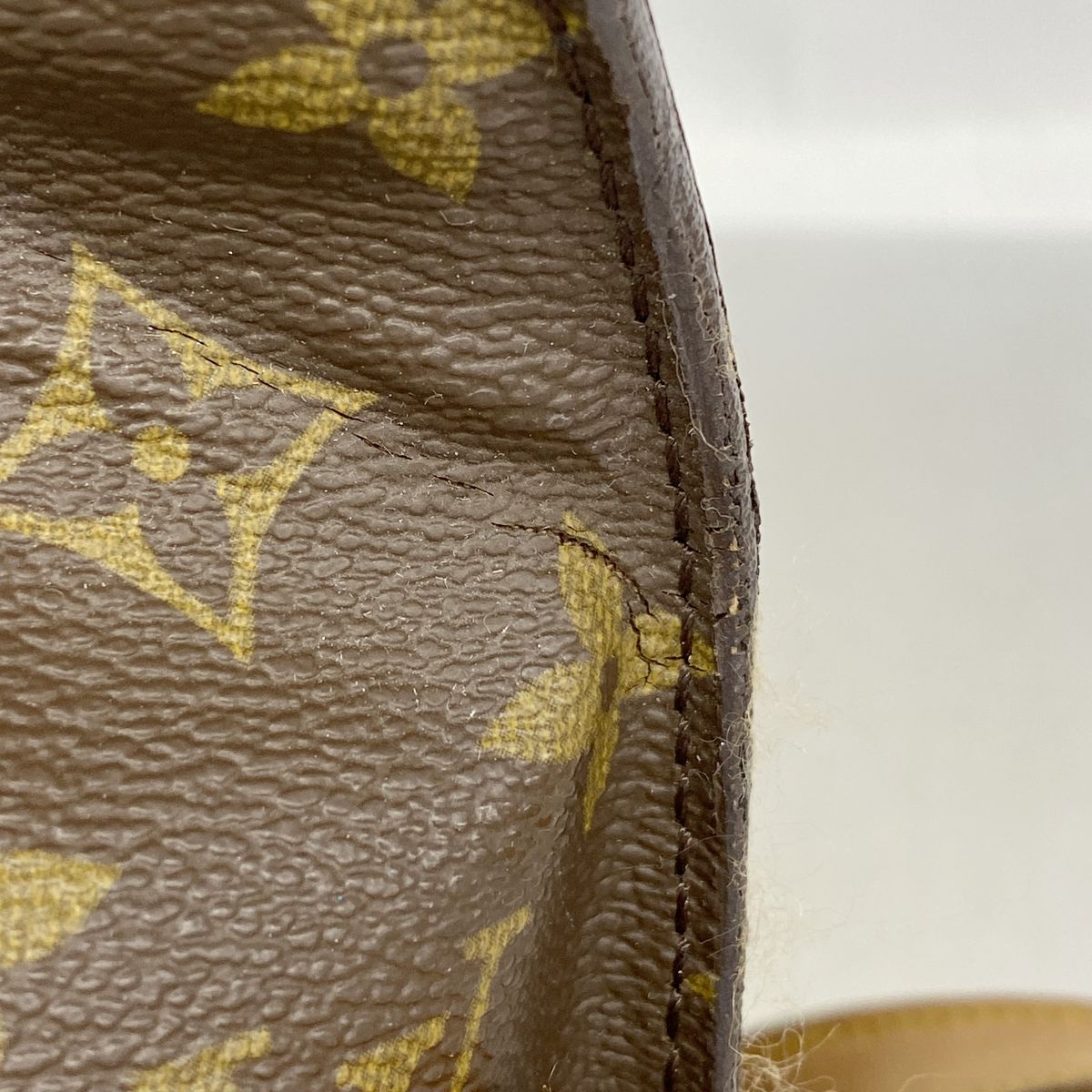 Louis Vuitton Shoulder Bag Monogram Saint-cloud Brown — view 7
