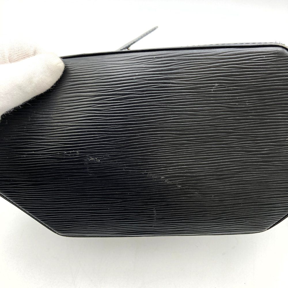 Louis Vuitton Epi Sac D'epaule PM Shoulder Bag Leather Black Vintage — view 8