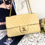 Chanel Vintage Turnlock Quilted Beige — view 2