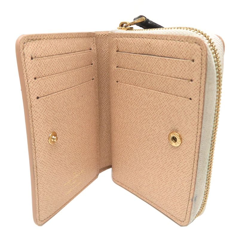 Louis Vuitton Bifold Wallet — view 5