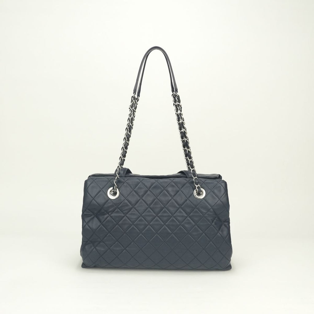 Hermes Matelasse Tote Shoulder Bag Lambskin Navy Silver CC Logo — view 3