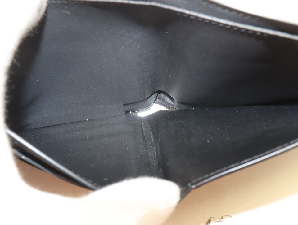 Louis Vuitton Aerogram Taurillon Leather Bifold Wallet — view 5