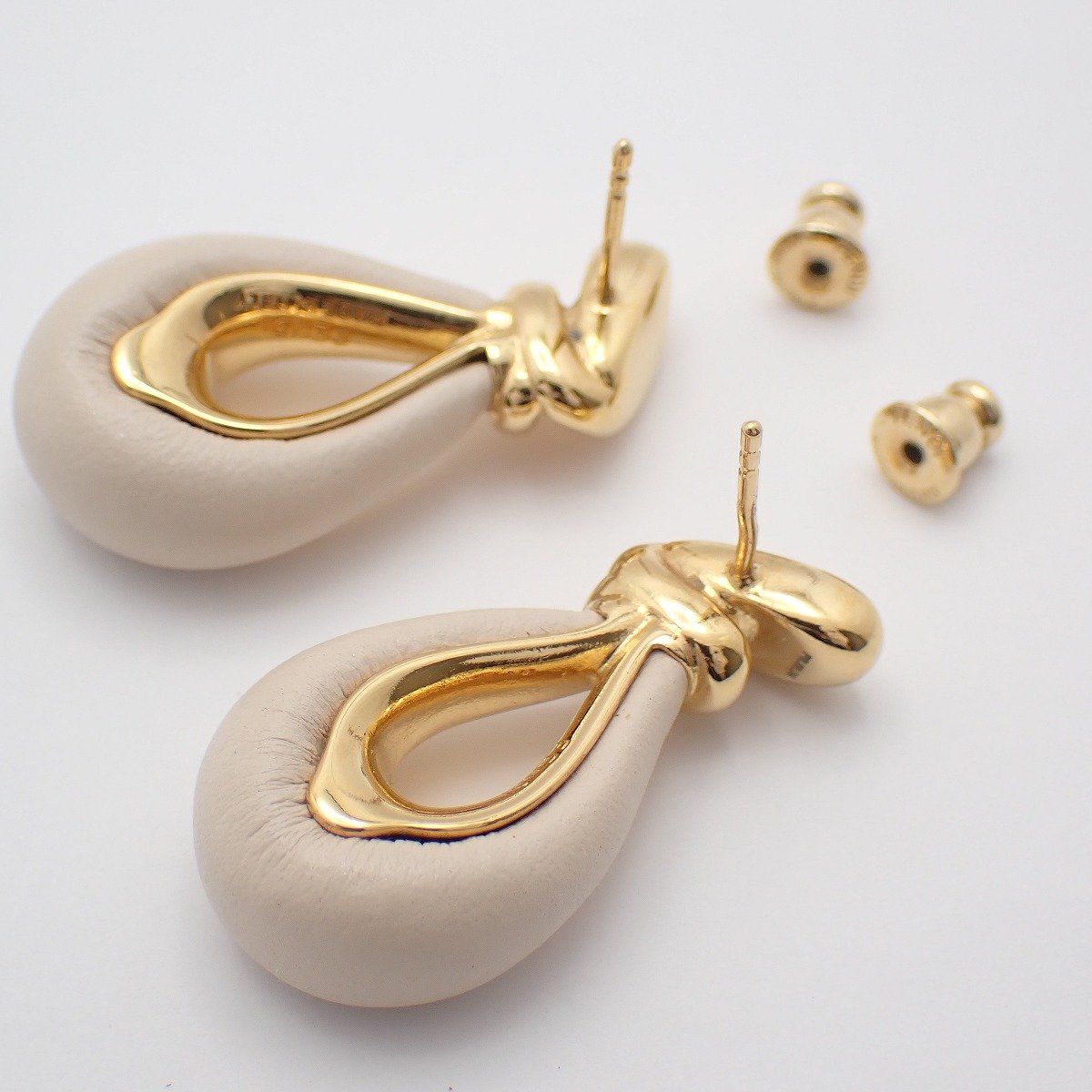 Fendi Filo Earrings Gold Color Beige — view 2