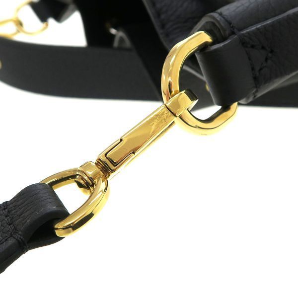 Louis Vuitton Lockme Bucket — view 4