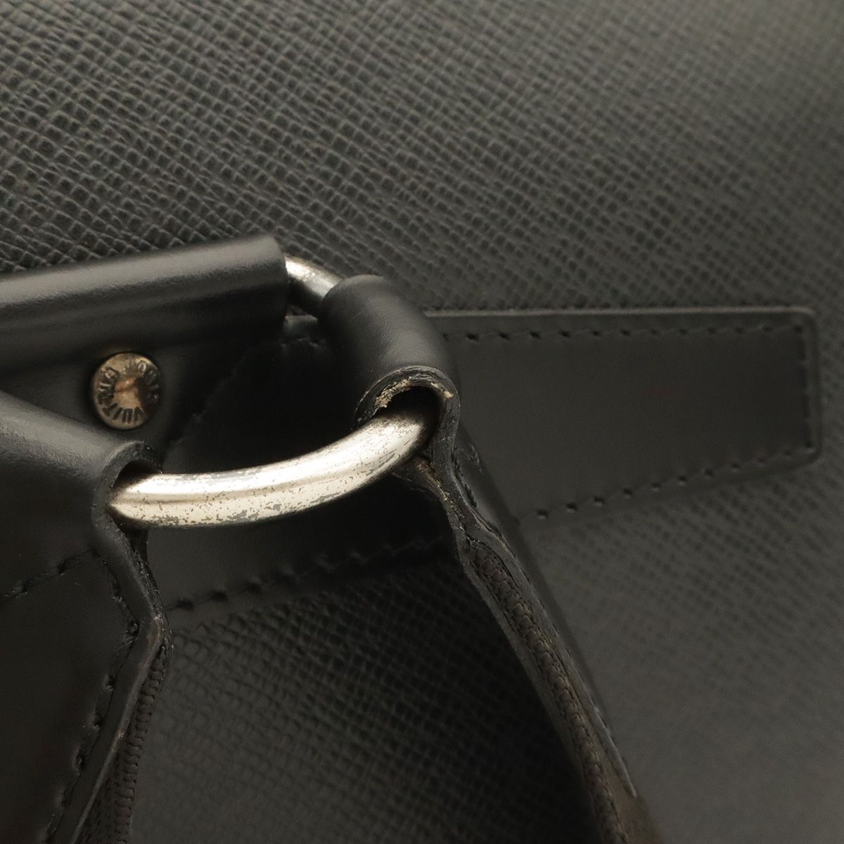 Louis Vuitton Taiga Cassiar Backpack Ardoise Black — view 4