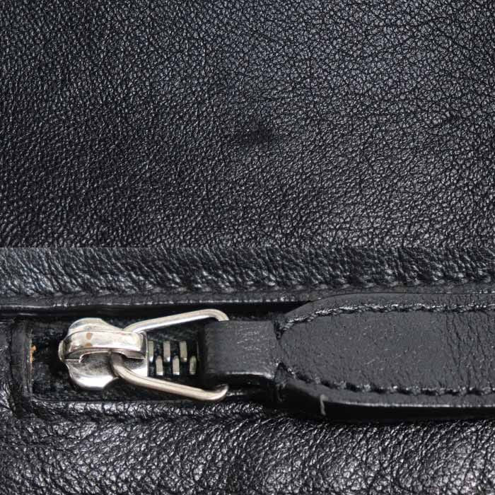 Saint Laurent Shoulder Bag Black — view 6