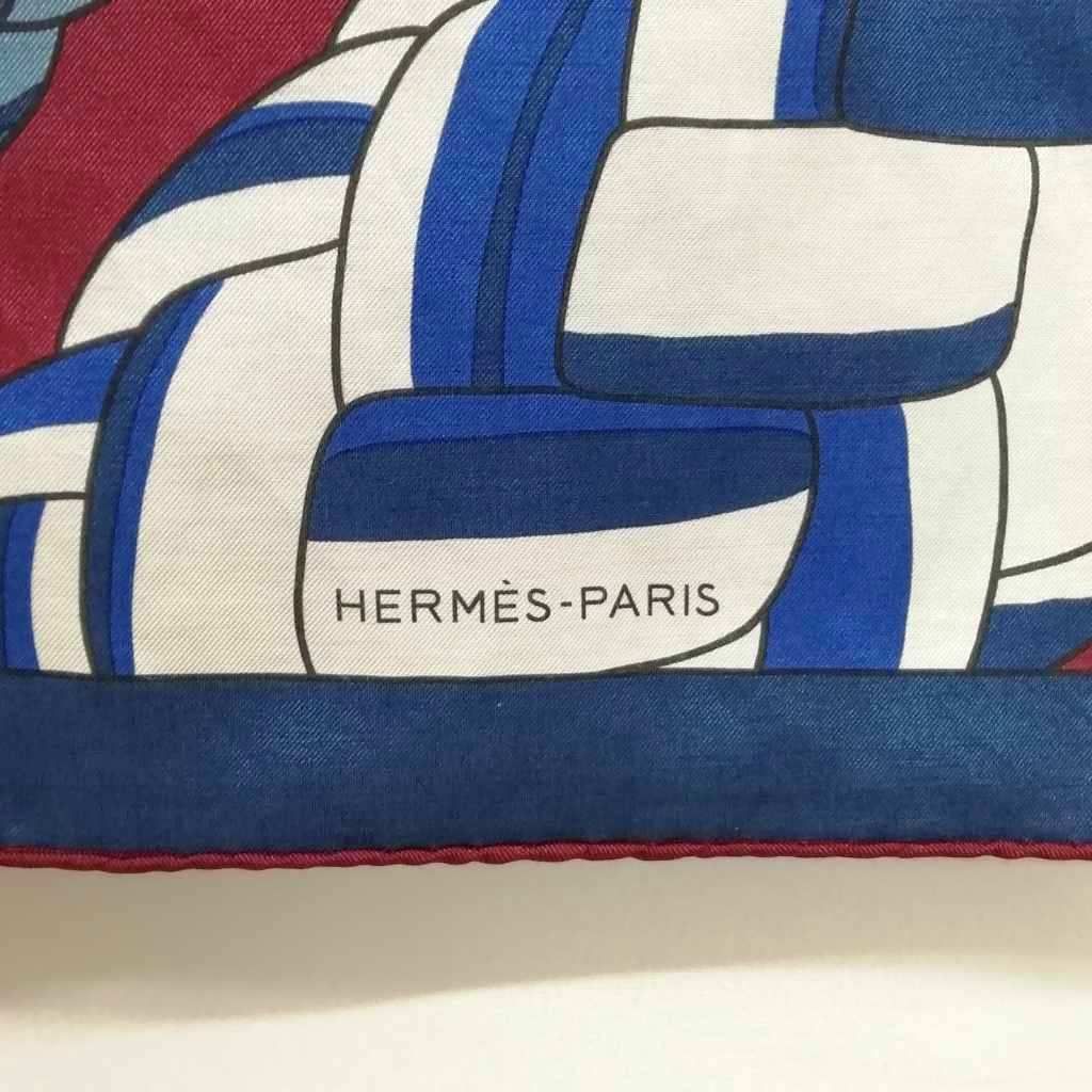 Hermes Carrick Bend Carre H Silk Large Scarf Navy — view 5