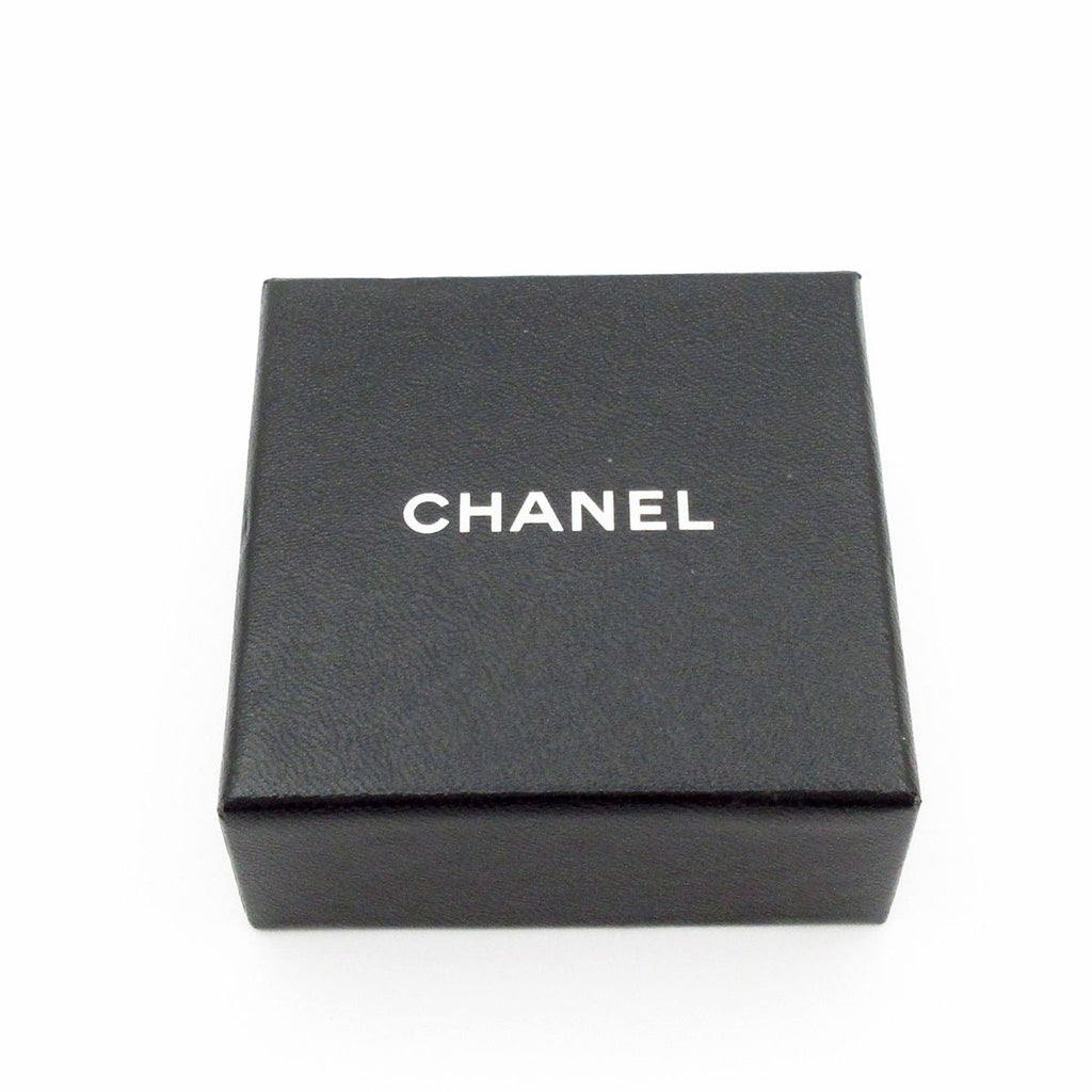 Chanel Earrings Camellia Gold — view 5