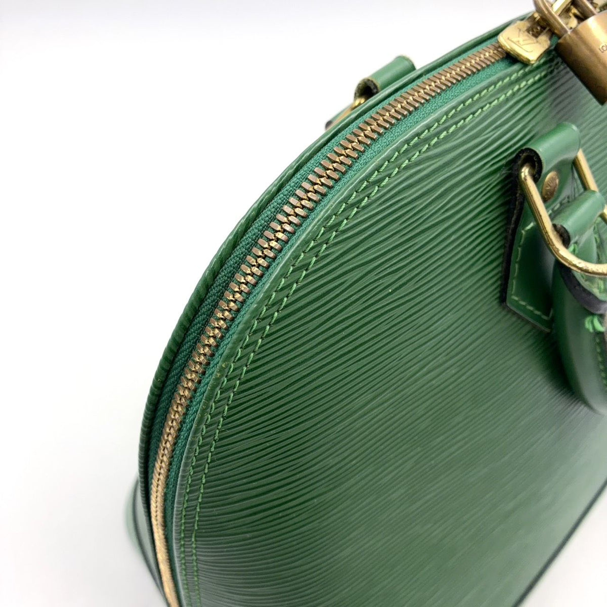 Louis Vuitton Alma Epi Borneo Green Leather Handbag Gold — view 8