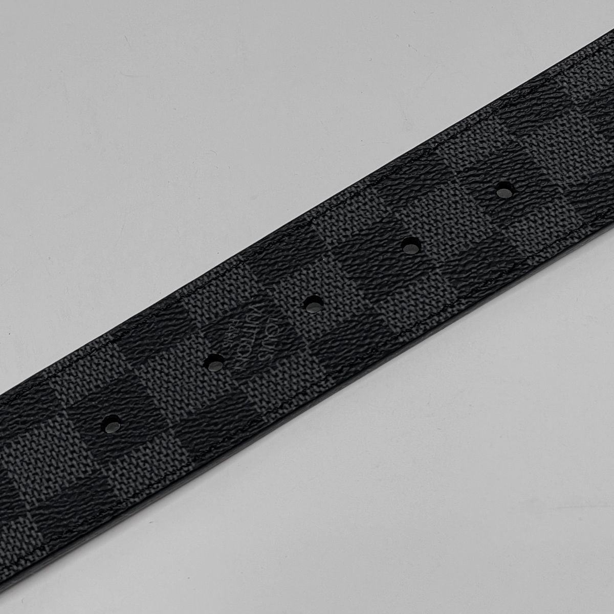 Louis Vuitton Ceinture LV Initial Belt Damier Graphite Black — view 3