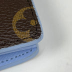 Louis Vuitton Pocket Wallet LV Charm Bifold Monogram Brown Blue Iris — view 3
