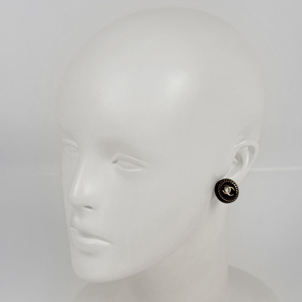 Chanel Earrings CC Logo Round Plastic Black Gold — view 6