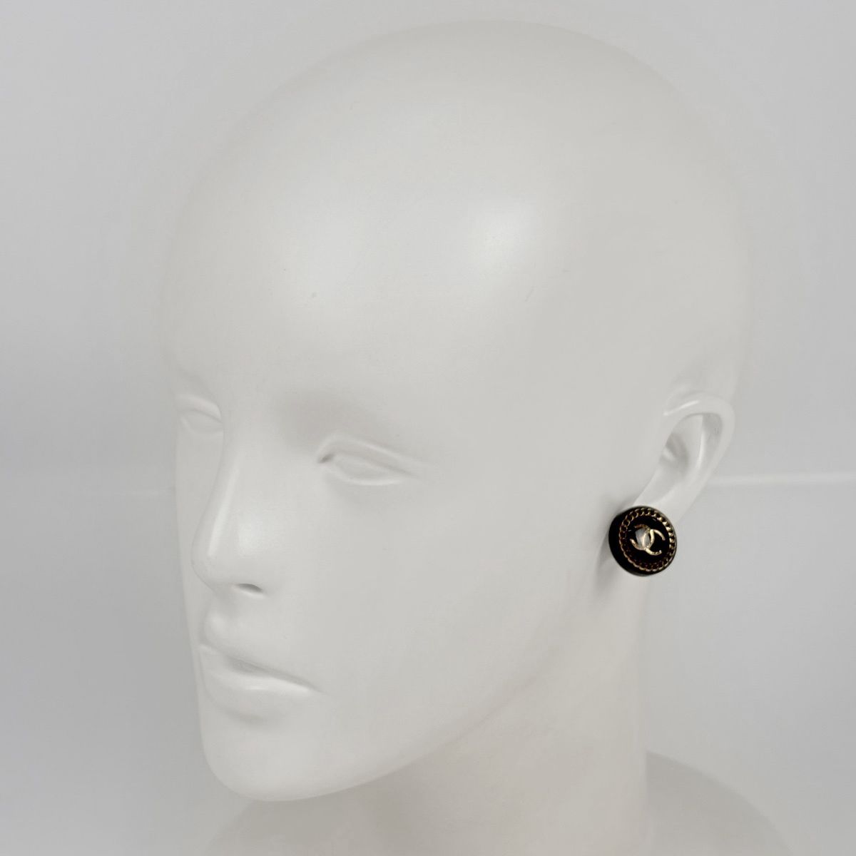 Chanel Earrings CC Logo Round Plastic Black Gold — view 6