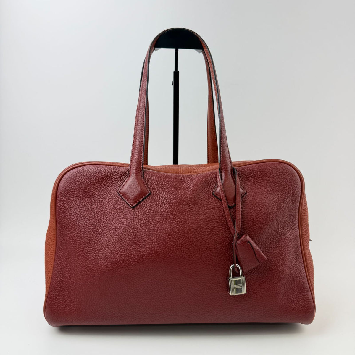 Hermes Victoria Bicolor Shoulder Bag Taurillon Clemence Bordeaux Brown Silver — view 3