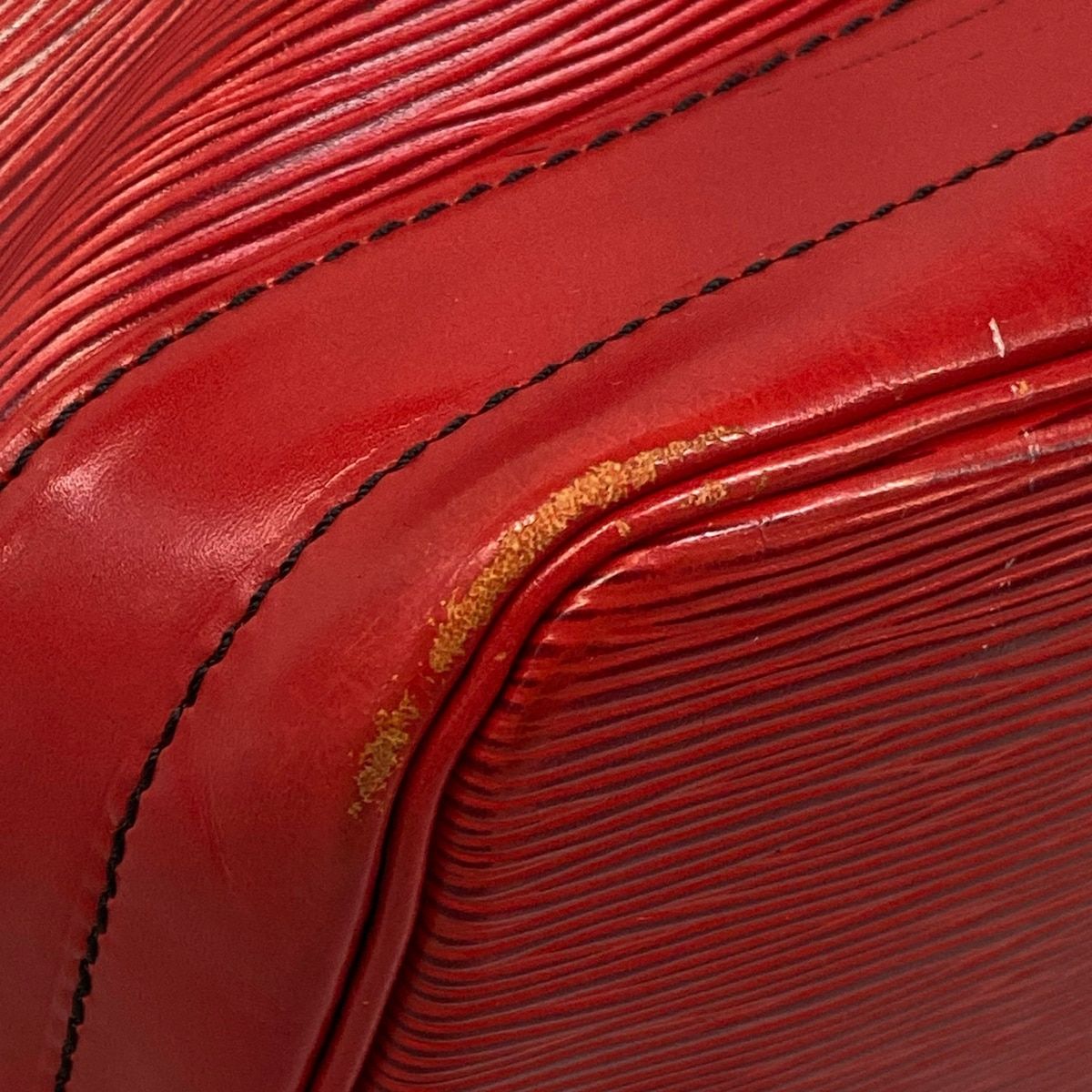 Louis Vuitton Shoulder Bag Epi Noe Castilian Red Leather — view 6