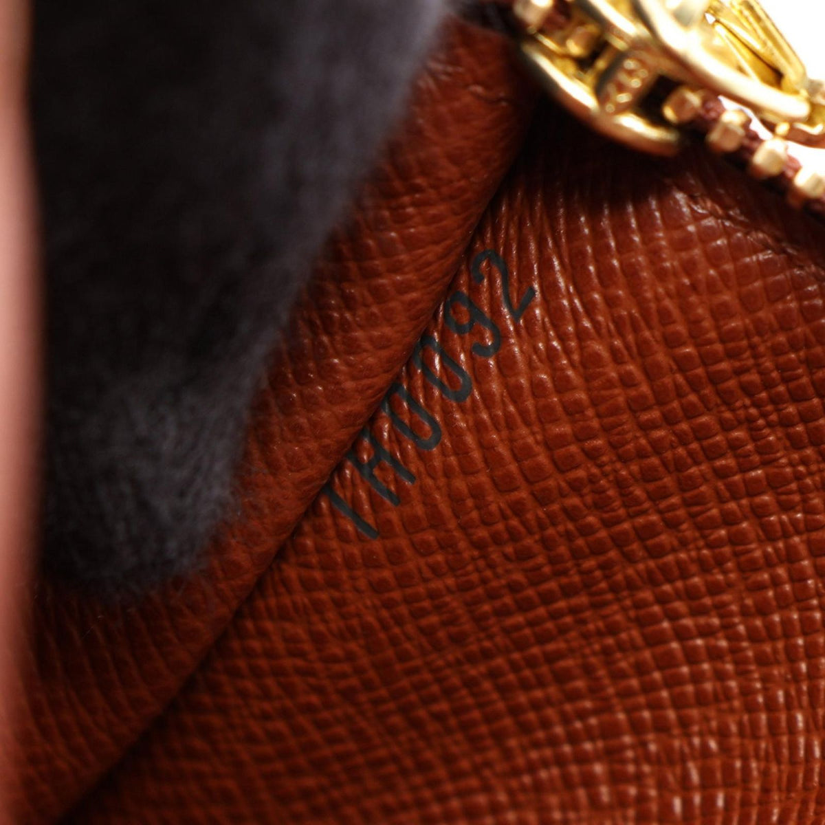 Louis Vuitton Bifold Wallet Pochette Porte Monnaie Credit Monogram Leather — view 5