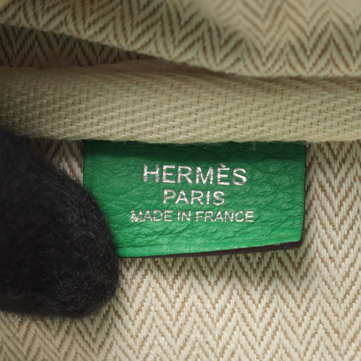 Hermes Handbag Victoria 2 35 Bamboo — view 4