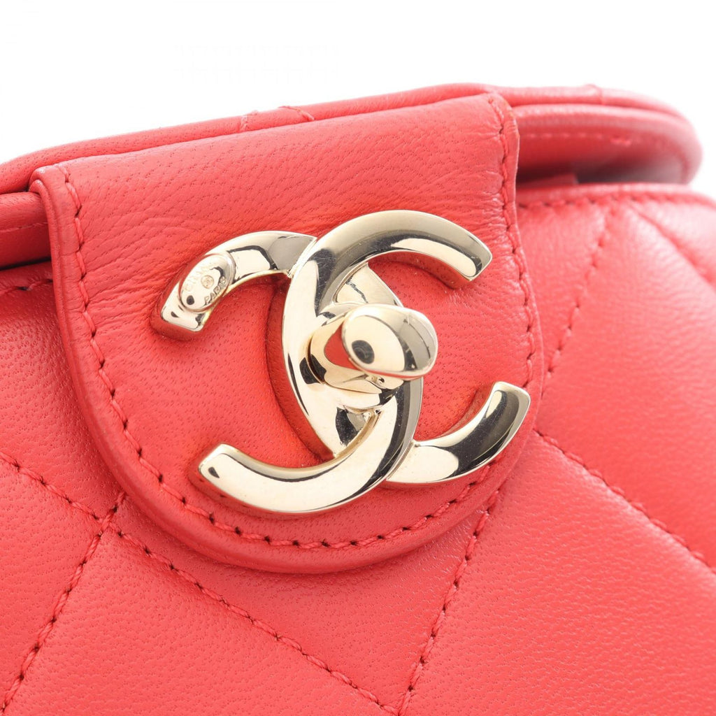 Chanel Shoulder Bag Quilted Vanity Coral Pink Lambskin Chain — view 6