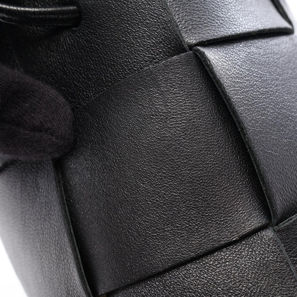 Bottega Veneta Shoulder Bag Cassette Mini Crossbody Bucket Black Leather — view 8