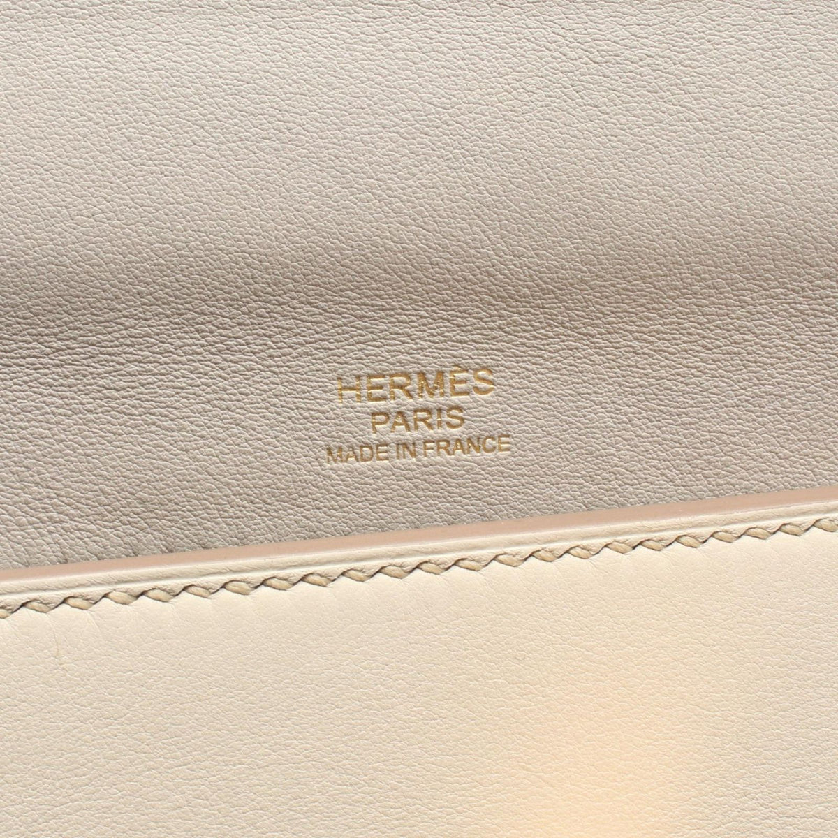 Hermes Handbag 24/24/24 Vanquatre 35 Pearl Gray Cles — view 4
