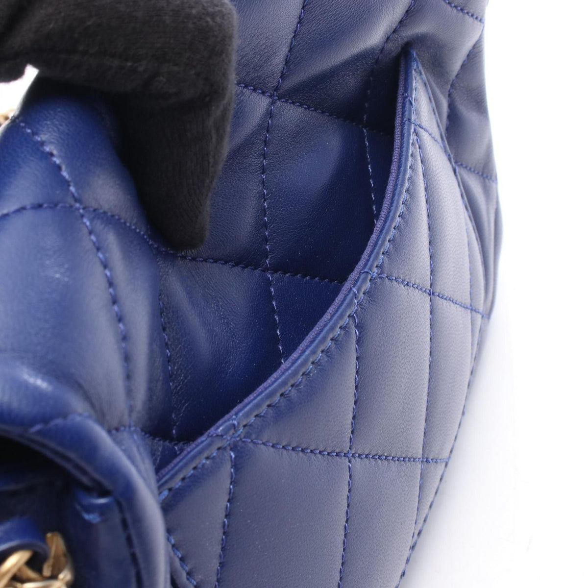 Chanel Shoulder Bag Quilted Mini Blue Lambskin Mini Chain — view 6