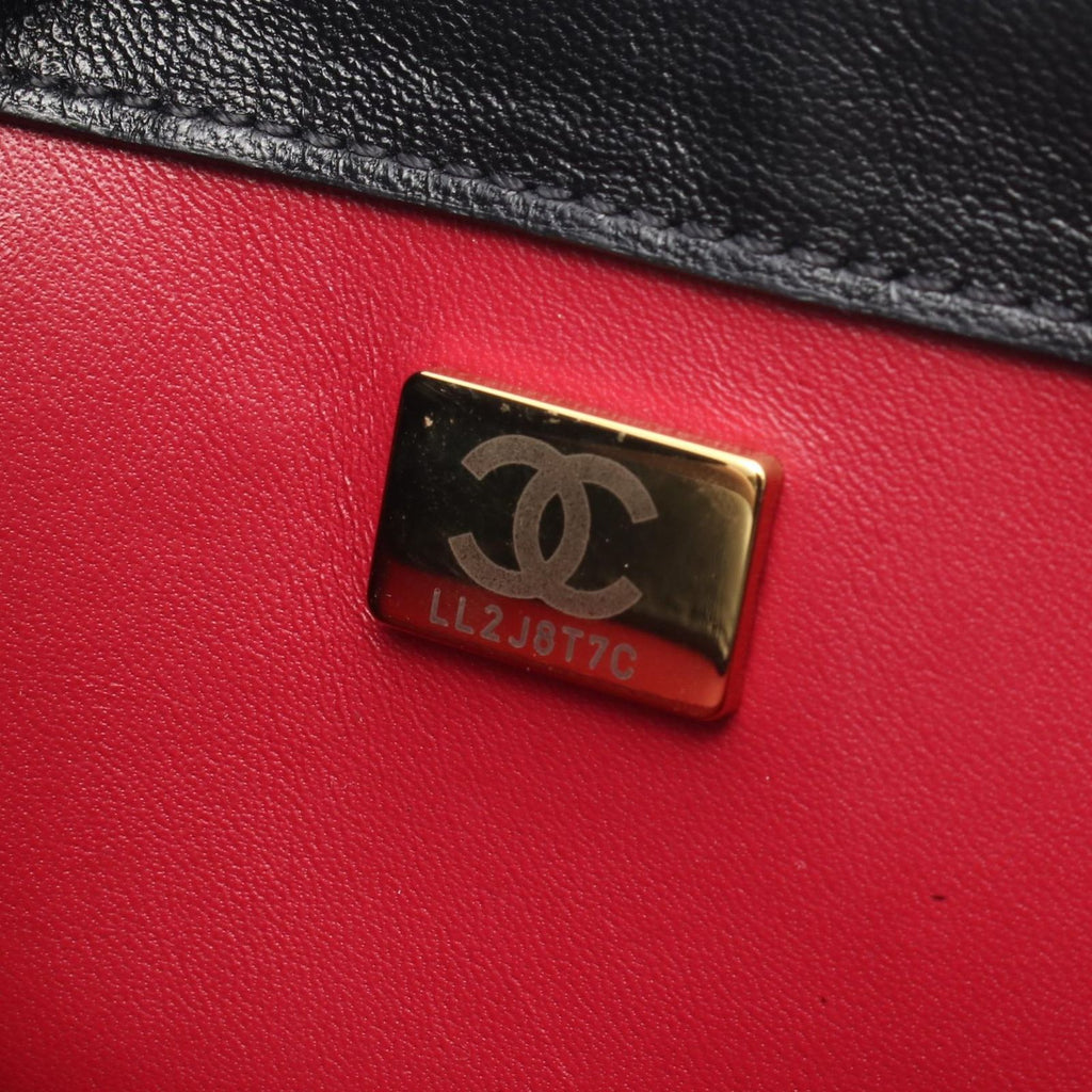 Chanel Shoulder Bag Quilted Black Lambskin Mini — view 5