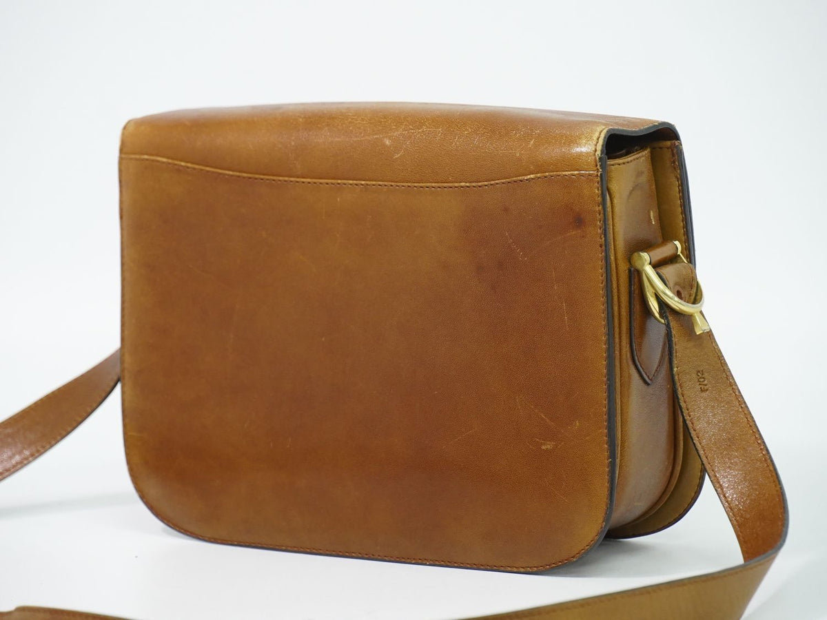 Celine Carriage Shoulder Bag Pochette Leather Brown — view 2