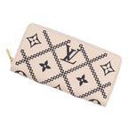Louis Vuitton Wallet Monogram Empreinte Broderie Zippy