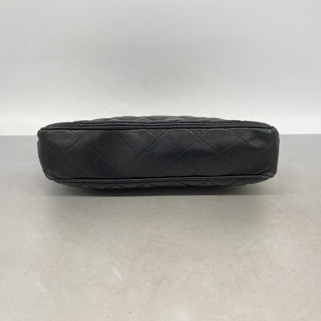 Chanel Chain Tote Bag Quilted Lambskin Black Gold — view 3