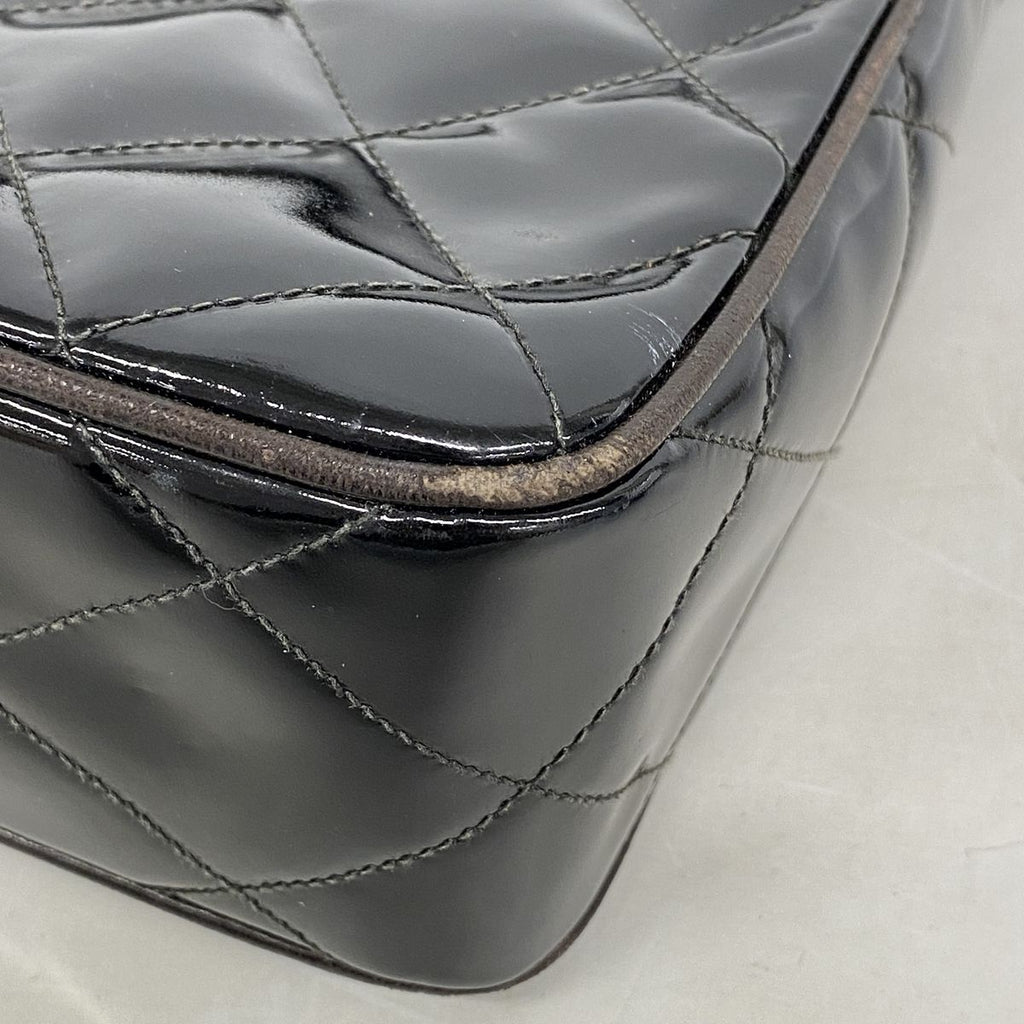 Chanel Shoulder Bag Quilted Patent Leather Black Gold — view 6