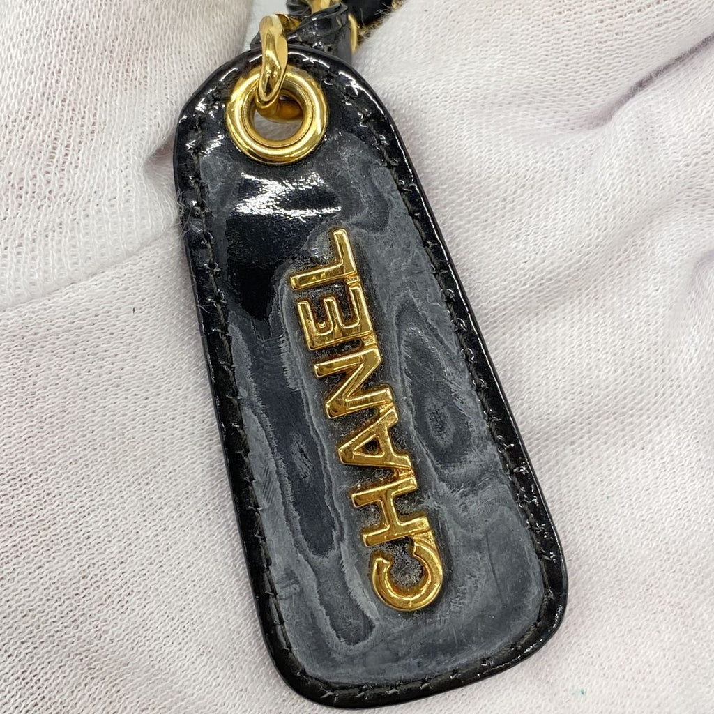 Chanel Shoulder Bag Quilted Patent Leather Black Gold — view 7