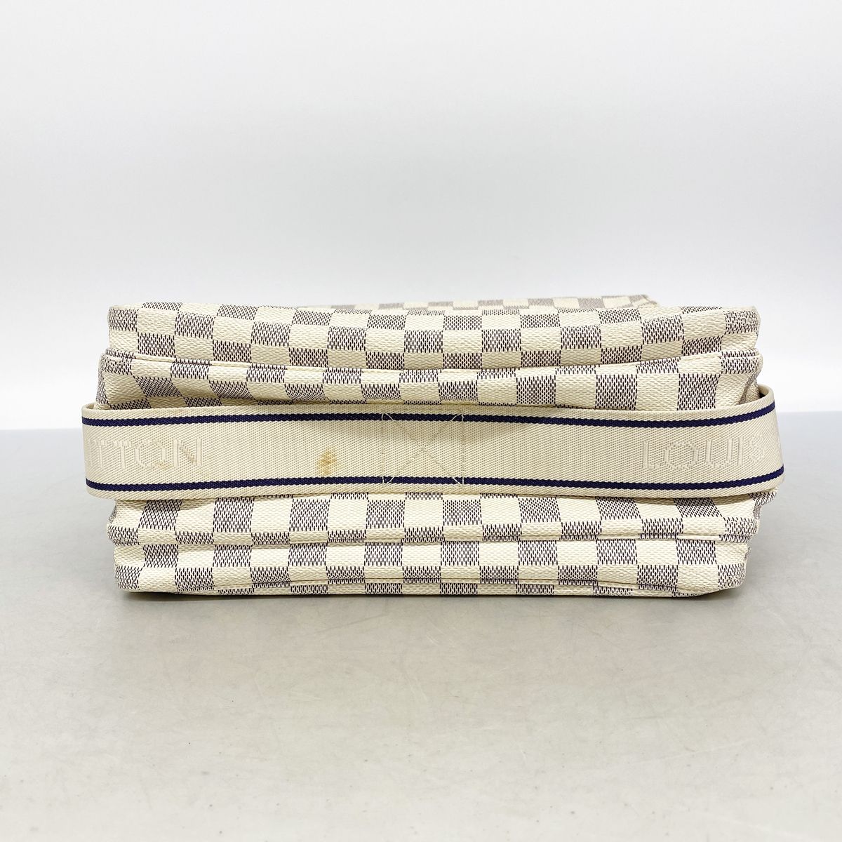 Louis Vuitton Shoulder Bag Damier Azur Naviglio White — view 3