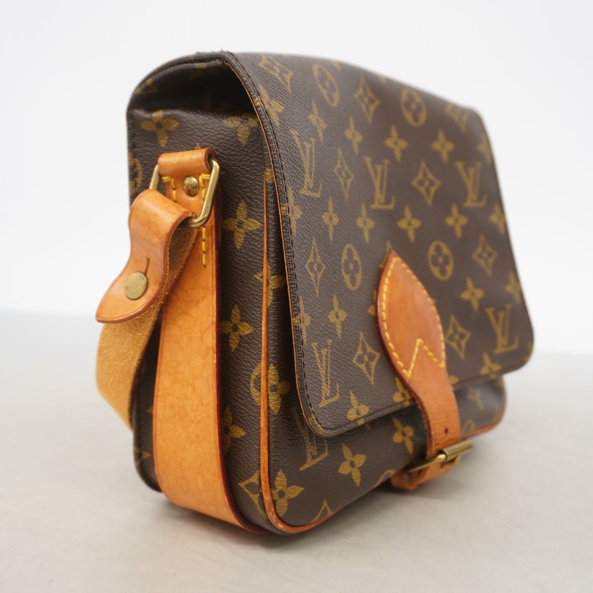Louis Vuitton Shoulder Bag Monogram Cartouchiere MM Brown — view 2