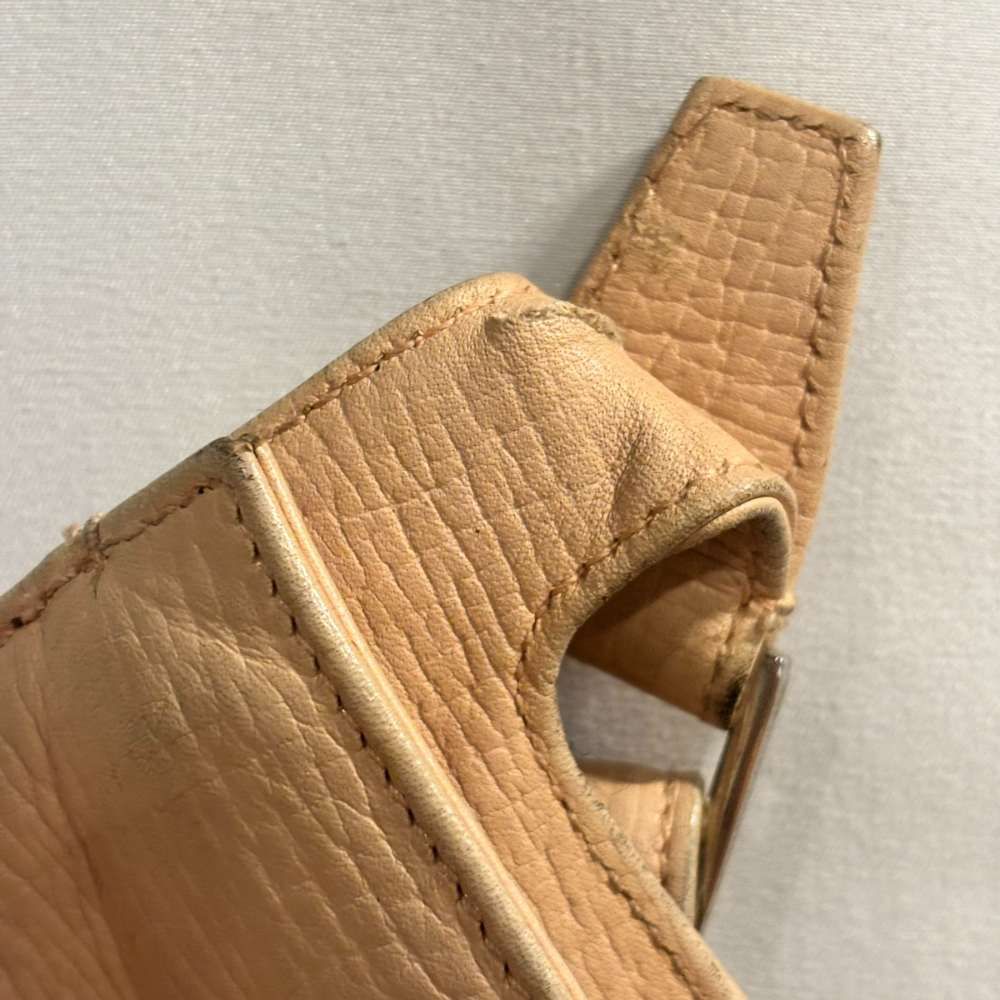 Loewe Shoulder Bag Leather Ivory — view 6